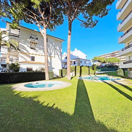 Apartamento En La Escala Con Piscina Y Parking Ля Эскала Экстерьер фото